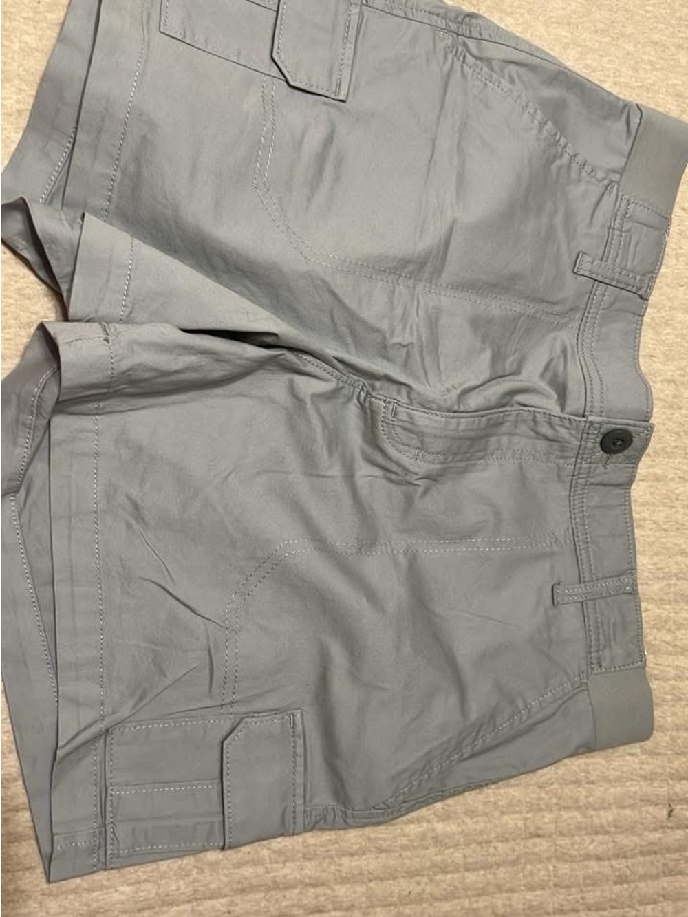 Lee Women's Gray Cargo Shorts - Casual Utility Style